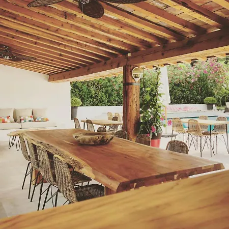 Couette-café De L'espérance 4*