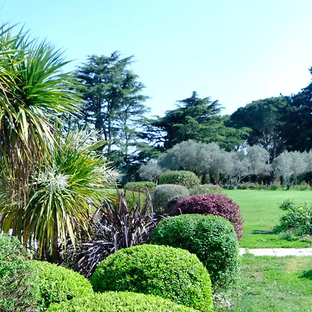 De L'esperance - D'hotes De Prestige Bed & Breakfast Garons